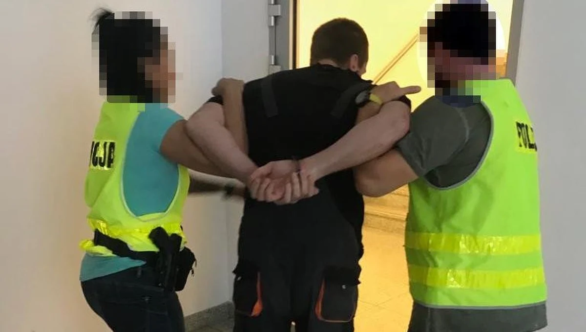 Ukrainiec podejrzany o brutalne morderstwo w swoim kraju został zatrzymany w Poznaniu. Dokonali tego policjanci z Komendy Głównej Policji przy współpracy z funkcjonariuszami ze stolicy Wielkopolski. 