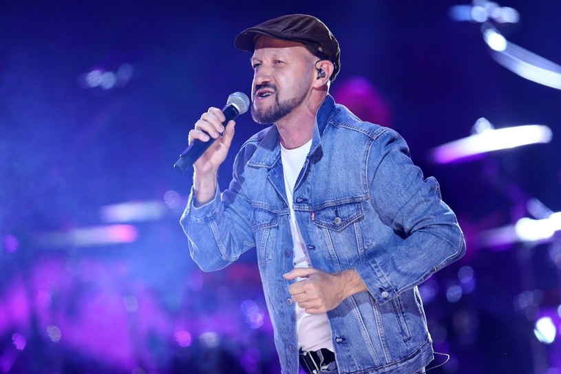 Widzowie TVN nie mogli uwierzyć, gdy podczas występu grupy Kombi na Top Of The Top Sopot Festival 2019 na scenie nie pojawił się Grzegorz Skawiński.