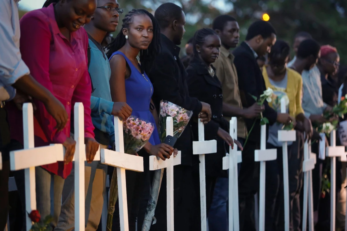 Urzędnicy w zachodniej Kenii ekshumowali ciało mężczyzny, aby pozbawić je munduru, w którym zostało pochowane – donoszą tamtejsze media.