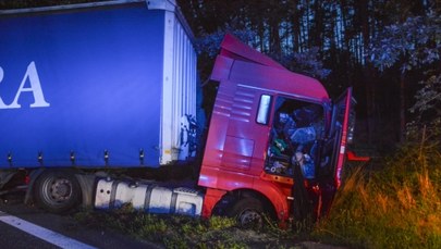 Opolskie: Zderzenie trzech ciężarówek, są ranni