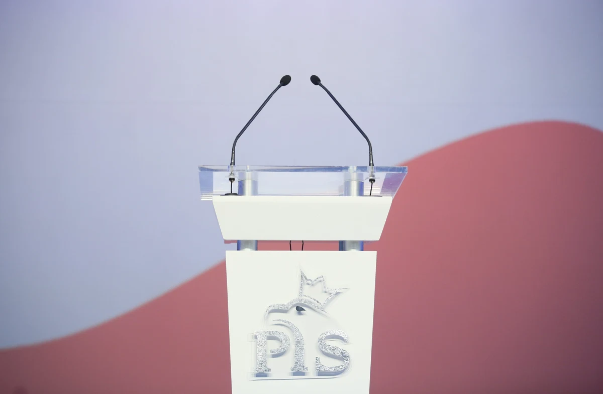 Prawo i Sprawiedliwość zaprezentowało pełne listy kandydatów na wybory parlamentarne. Przedstawił je szef Komitetu Wykonawczego i lider rzeszowskiej listy PiS Krzysztof Sobolewski.