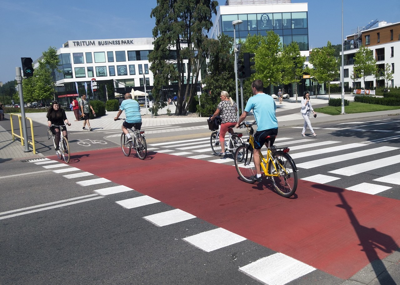 Rowerzysto, Nie Zawsze Masz Pierwszeństwo. Nawet Na Przejeździe! - Motoryzacja W Interia.pl