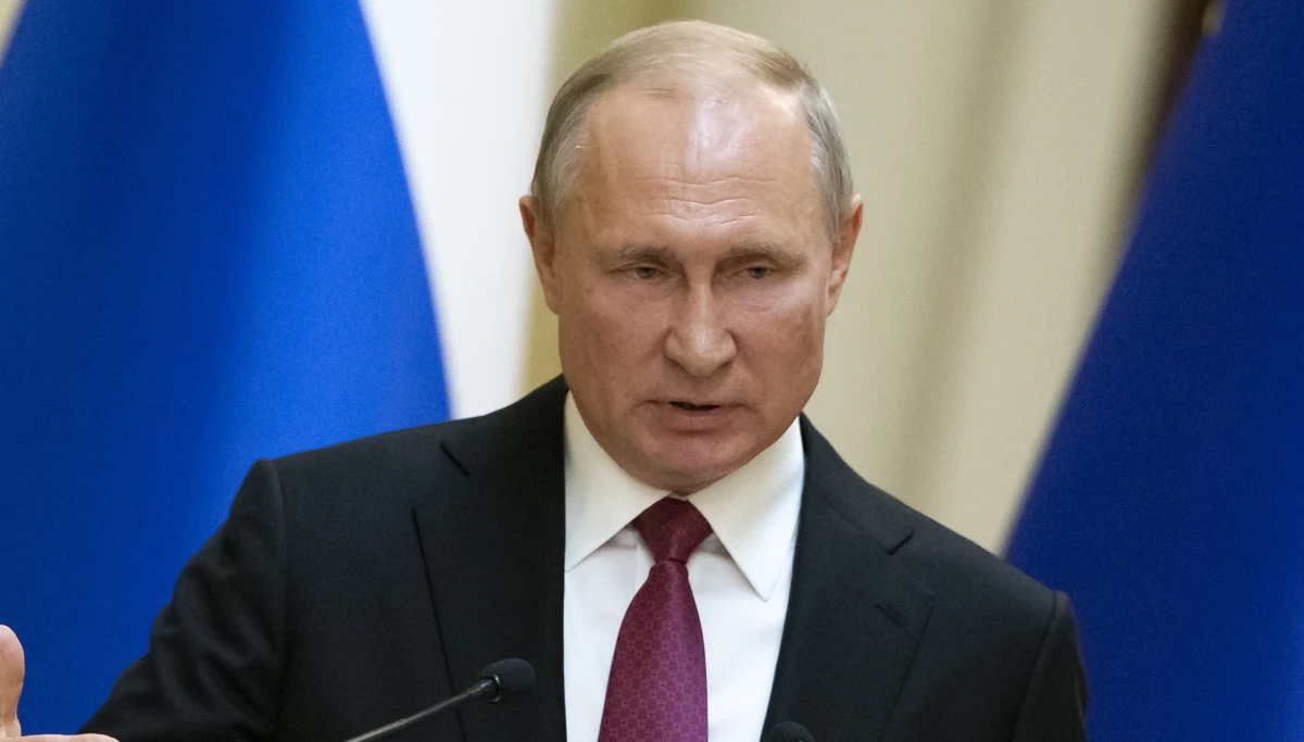 Przeprowadzenie przez Stany Zjednoczone testu lądowej wersji rakiety Tomahawk, którą można wystrzeliwać z systemów rozmieszczonych w Rumunii i systemów, które mają być rozmieszczone w Polsce, to nowe zagrożenie dla Rosji, które nie pozostanie bez odpowiedzi - powiedział prezydent Rosji Władimir Putin.