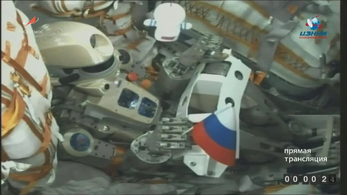 Sojuz MS-14 z rosyjskim humanoidalnym robotem wielkości człowieka na pokładzie wystartował z kosmodromu Bajkonur w Kazachstanie.​ Przez 10 dni FEDOR będzie pomagać astronautom, m.in. będzie podłączał kable elektryczne przy użyciu odpowiednich narzędzi.