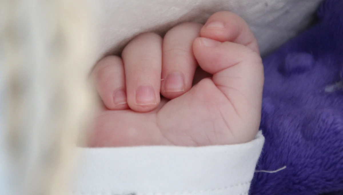 Zosia - piąta z sześcioraczków opuściła krakowski szpital i pojechała do domu do Tylmanowej (Małopolskie). Na miejscu czeka na nią Kaja, Nela, Filip i Tymon, a także starszy brat - 2,5-letni Oliwier. Pod koniec przyszłego tygodnia szpital powinna opuścić Malwina.