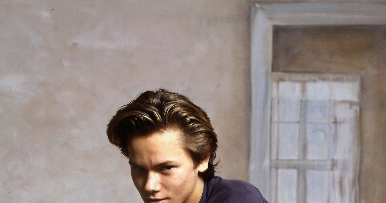 Nazwisko, nawiązujące do Feniksa odradzającego się z popiołów, nie uchroniło go przed tragedią. River Phoenix, który był niegdyś największą nadzieją Hollywood, a który zmarł w 1993 roku na skutek przedawkowania narkotyków, 23 sierpnia skończyłby 49 lat.