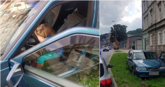 7-letnia dziewczynka z Wałbrzycha w woj. dolnośląskim samochodem taty ruszyła w podróż. Nie ujechała daleko – ok. 100 metrów i zatrzymała się na trawniku. 