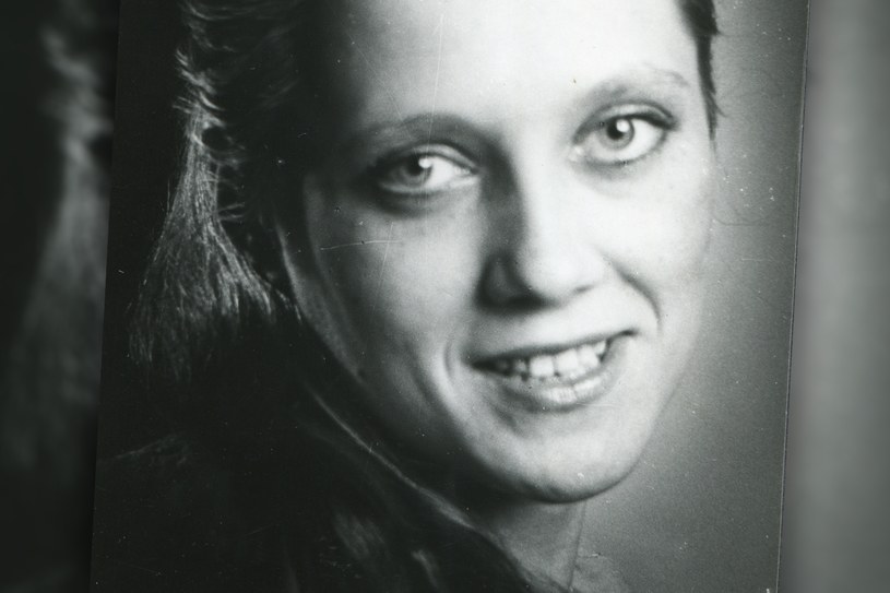 Anna Lenartowicz zmarła w wieku 65 lat. Widzowie poznali ją dzięki rolom w filmach "Soból i panna" i "Cztery noce z Anną" oraz serialach "M jak miłość", "Leśne doły", "Boża podszewka" i "Plebania".