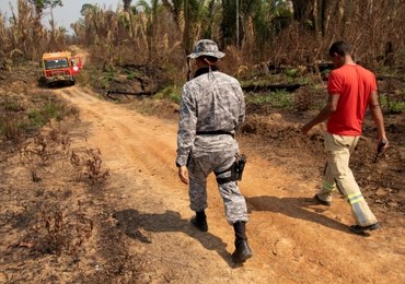 Brazylia przyjmie zagraniczną pomoc w walce z pożarami Amazonii