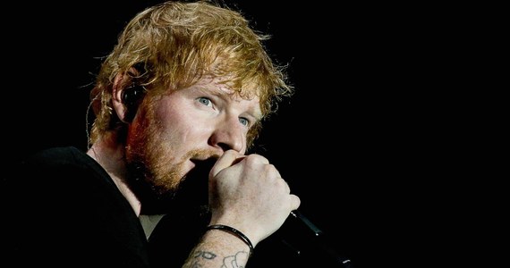Słynny brytyjski muzyk Ed Sheeran przestał dostawać tantiemy za jeden ze swoich największych hitów „Shape of You". Powodem jest sprawa o plagiat, jaką założono mu w sądzie. Zresztą nie po raz pierwszy. 