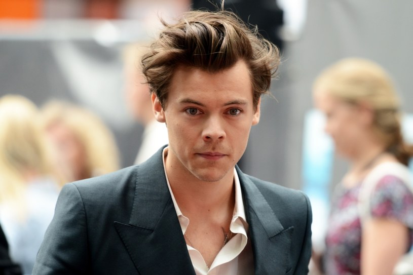 Harry Styles znalazł się na okładce najnowszego wydania magazynu "Rolling Stone". Artysta udzielił też wywiadu, w którym opowiedział o nowej płycie, którą tworzy, używaniu psychodelików i feminizmie. 