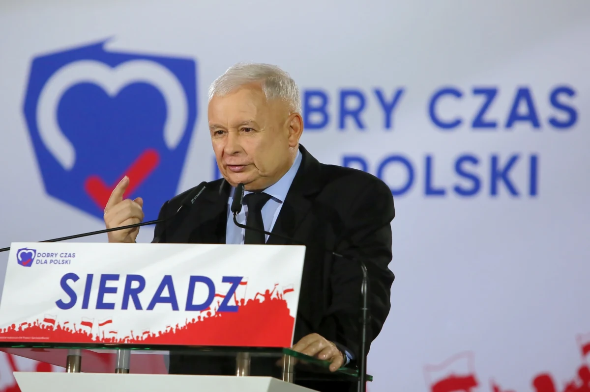 Podczas konwencji Prawa i Sprawiedliwości w Sieradzu Jarosław Kaczyński zachwalał Janusza Wojciechowskiego kandydującego na stanowisko komisarza UE. „On polską wieś zna i on polską wieś naprawdę kocha i on w ogóle kocha wieś” - stwierdził prezes PiS. Kaczyński mówił też o konieczności wygrania wyborów w obu izbach.