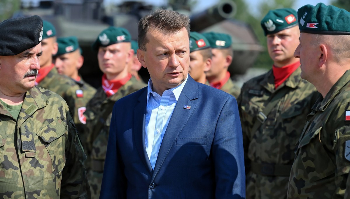 Prezydent Warszawy Rafał Trzaskowski stwierdził, że pomoc wojska w związku z katastrofą ekologiczną przy oczyszczalni "Czajka" nie jest potrzebna, to dowód ignorancji i braku szacunku dla ludzi - podkreślił szef MON Mariusz Błaszczak.