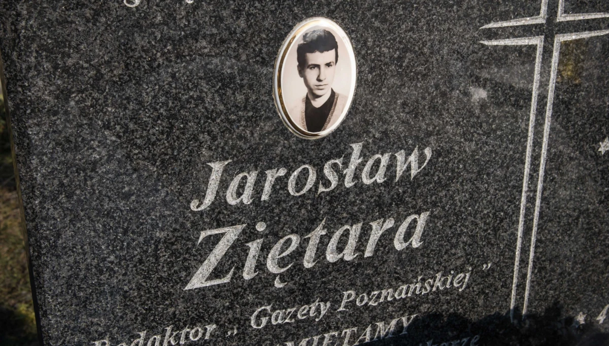 27 lat temu w Poznaniu zaginął Jarosław Ziętara. Dziennikarz po raz ostatni był widziany 1 września 1992 roku. Według prokuratury oraz zdaniem jego bliskich, Ziętara został zamordowany. 