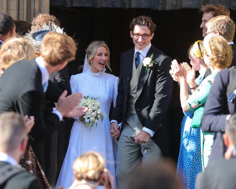 Brytyjska wokalistka Ellie Goulding wyszła za o sześć lat młodszego Caspara Joplinga. Kto pojawił się na ślubie gwiazdorskiej pary?