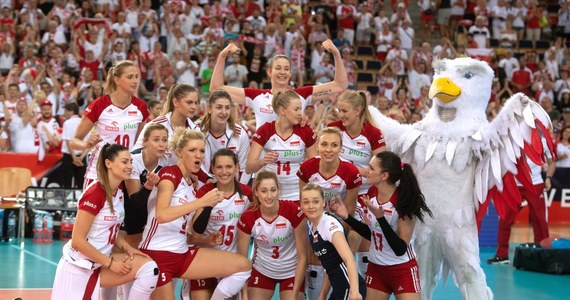 Niepokonana reprezentacja Niemiec będzie w środę rywalem Polek w ćwierćfinale mistrzostw Europy siatkarek. To ostatnia przeszkoda biało-czerwonych przed strefą medalową. "Szanse oceniam 50 na 50" - uważa przed meczem w Łodzi trener kadry Jacek Nawrocki.