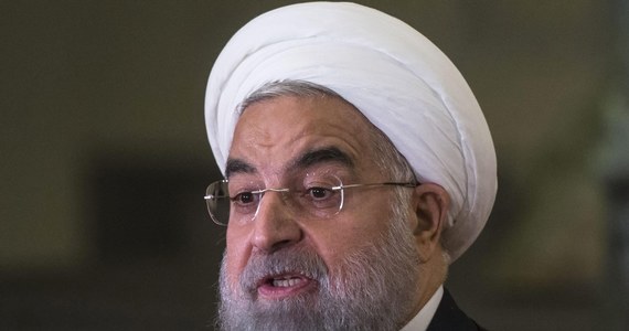 Prezydent Iranu Hassan Rowhani oświadczył, że od piątku jego kraj rozpocznie prace nad nowymi wirówkami wzbogacającymi uran, by przyspieszyć ten proces. To kolejny krok w tył w przestrzeganiu przez Iran zobowiązań wynikających z umowy nuklearnej.