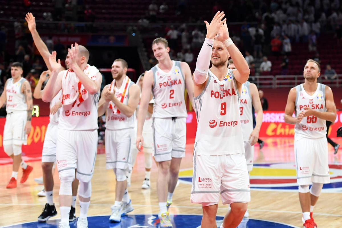 Drugi etap mistrzostw świata w koszykówce, które odbywają się w Chinach, Polacy rozpoczną piątkowym spotkaniem z Rosjanami. O awansie do ćwierćfinału zadecyduje również niedzielne spotkanie z Argentyną 