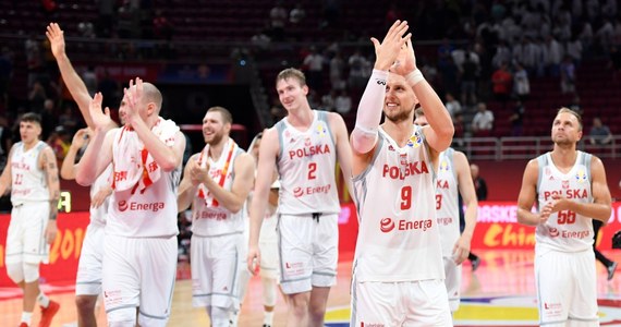 Drugi etap mistrzostw świata w koszykówce, które odbywają się w Chinach, Polacy rozpoczną piątkowym spotkaniem z Rosjanami. O awansie do ćwierćfinału zadecyduje również niedzielne spotkanie z Argentyną 