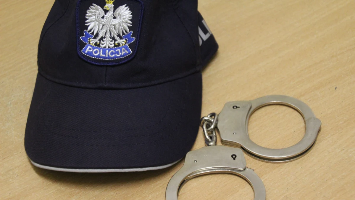 Długa lista niezałatwionych spraw. Związki zawodowe działające w służbach mundurowych wysłały do wszystkich komitetów wyborczych listę 19 pytań, z prośbą o ustosunkowanie się do związkowych żądań. 