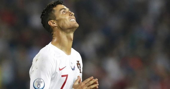 Media podają, że Cristiano Ronaldo na kontrakcie z marką Nike, który podpisał w 2016 roku, zarobi 162 mln euro. Portugalczyk umowę ze sponsorem zawarł na 10 lat.
