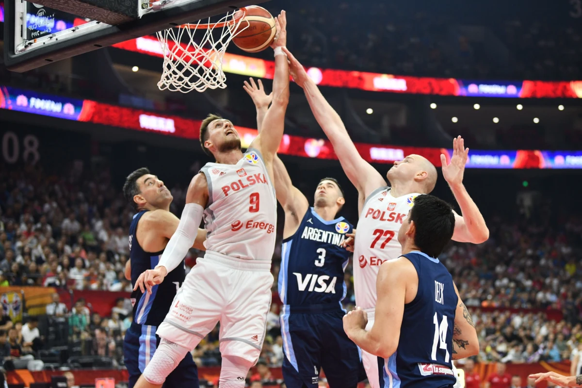 Trzy ważne i ciekawe wydarzenia sportowe czekają nas w nadchodzącym tygodniu. Koszykarze powalczą w ćwierćfinale mistrzostw świata, siatkarze rozpoczną zmagania na mistrzostwach Europy, a w Chorzowie na Stadionie Śląskim odbędzie się prestiżowy, lekkoatletyczny memoriał Kamili Skolimowskiej.