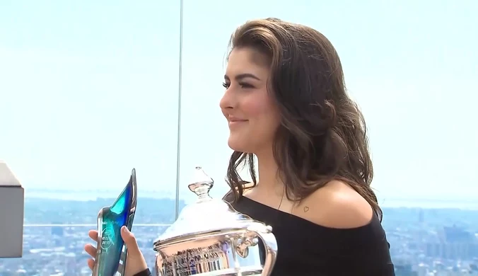 Bianca Andreescu przywiozła trofeum za US Open do Kanady. Wideo