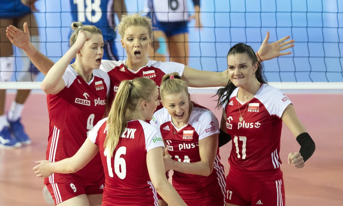 Polskie siatkarki, mimo zajęcia czwartego miejsca w zakończonych w niedzielę mistrzostwach Starego Kontynentu, wciąż zajmują ósmą pozycję w europejskim rankingu. To jednocześnie gwarantuje im udział w kontynentalnym turnieju kwalifikacyjnym do igrzysk.