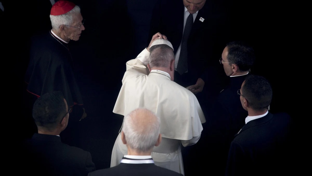 Papież Franciszek w czasie wizyty na Mauritiusie apelował w poniedziałek do władz tego kraju o kultywowanie tradycji gościnności wobec imigrantów oraz demokratycznego stylu życia. Wzywał do walki z dyskryminacją i korupcją, prosił o "ekologiczne nawrócenie".