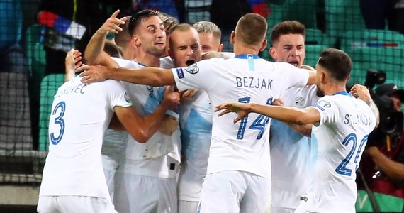 Polska zremisowała z Austrią 0:0, Słowenia wygrała z Izraelem 3:2, a Łotwa przegrała z Macedonią Północną 0:2 w poniedziałkowych meczach eliminacji piłkarskich mistrzostw Europy. Z dużej przewagi punktowej biało-czerwonych w grupie G niewiele zostało.