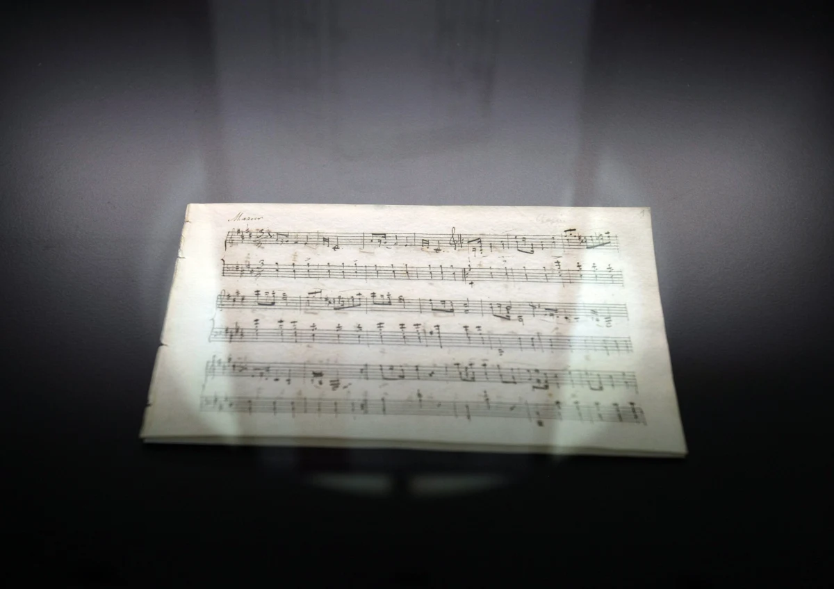 Zasłużona dla kultywowania pamięci po Fryderyku Chopinie Krystyna Gołębiewska, praprawnuczka Ludwiki Jędrzejewiczowej - starszej siostry kompozytora - zmarła w poniedziałek, w wieku 86 lat. O śmierci krewnej kompozytora poinformował Narodowy Instytut Fryderyka Chopina (NIFC).
