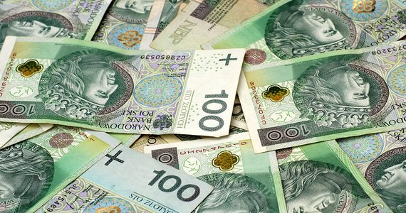 Rząd planuje dla małych firm i mikrofirm ulgę we wpłatach na FUS, której skutki mają sięgnąć ok. 1 miliarda zł - oświadczył premier Mateusz Morawiecki.