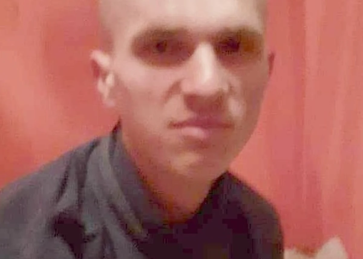 Policjanci z Elbląga prowadzą poszukiwania zaginionego Marka Olewnika. 19-latek ostatni raz był widziany 10 września rano. Od tego momentu nie wrócił do domu i nie nawiązał kontaktu z rodziną.