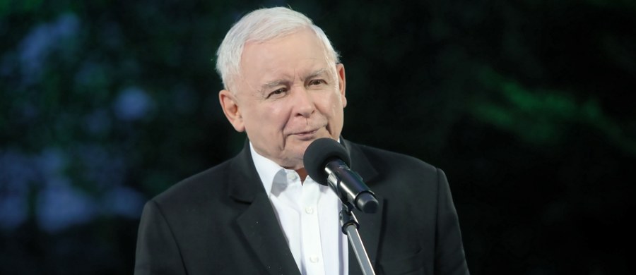 “Ten moment jest naprawdę szczególny" – mówił prezes Prawa i Sprawiedliwości Jarosław Kaczyński na spotkaniu z wolontariuszami, sympatykami i członkami sztabów regionalnych PiS. Jak dodał, "chodzi o stawkę tych wyborów", w których "zdecydujemy, w którą stronę pójdzie Polska".