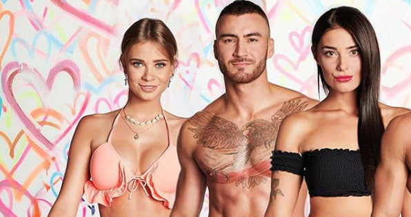 W ostatnim odcinku programu "Love Island. Wyspa miłości" wydarzyło się naprawdę sporo! Panowie stanęli przed trudnym wyborem partnerki na kolejny tydzień, co oznaczało, że ktoś musi pożegnać się z programem...