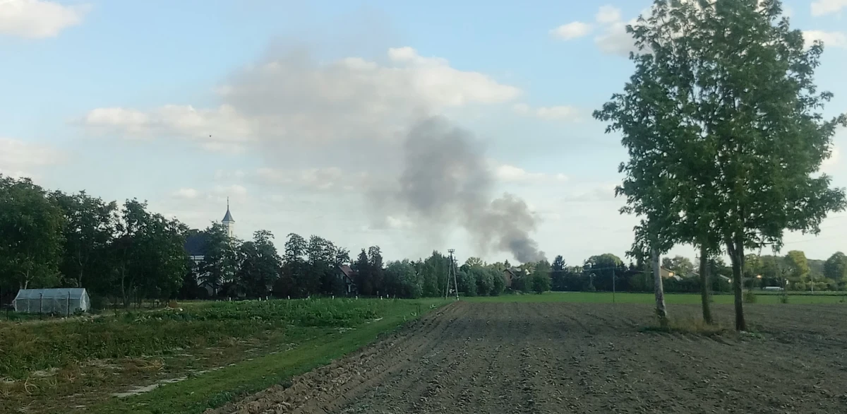Pożar w sortowni odpadów w Bełżycach koło Lublina. Informację o tym zdarzeniu dostaliśmy na Gorącą Linię RMF FM. 