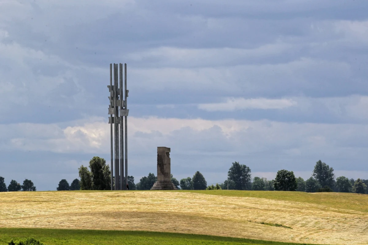 Archeolodzy i poszukiwacze amatorzy, którzy zjechali na grunwaldzkie pola, będą prowadzić badania mające ustalić dokładne miejsce bitwy z 1410 roku. Planują przeszukać około 80 hektarów w pobliżu wsi Grunwald.