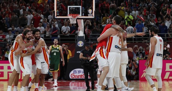 Reprezentacje Hiszpanii i Argentyny spotkają się w niedzielnym finale mistrzostwach świata koszykarzy. Obie walczą w Pekinie o drugi złoty medal w tej imprezie.