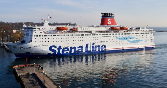 Awaria silnika pomocniczego na pływającym z Gdyni do Karlskrony promie Stena Spirit. Informacje dostaliśmy na Gorącą Linię RMF FM. 