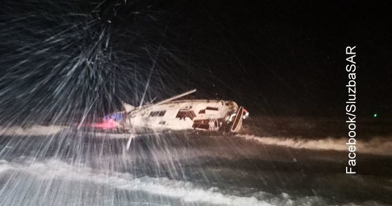 Tragiczny wypadek w litewskiej strefie na Bałtyku. Wywrócił się tam polski jacht z siedmioosobową załogą. Jedna osoba nie żyje, a jedna jest zaginiona.