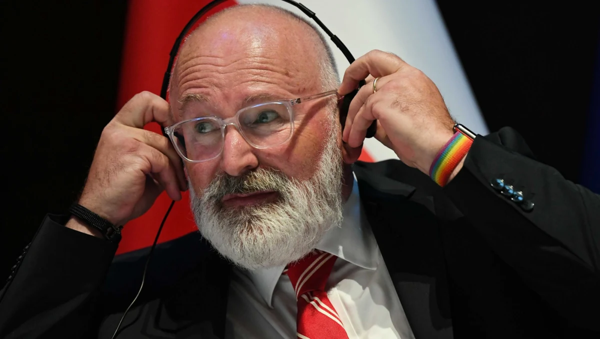 "Nie widzę żadnych przeszkód, by współpracować z Januszem Wojciechowskim, gdy zostanie on zatwierdzony przez Parlament Europejski na stanowisku komisarza UE ds. rolnictwa" - powiedział na konferencji w Brukseli wiceszef obecnej KE Frans Timmermans.