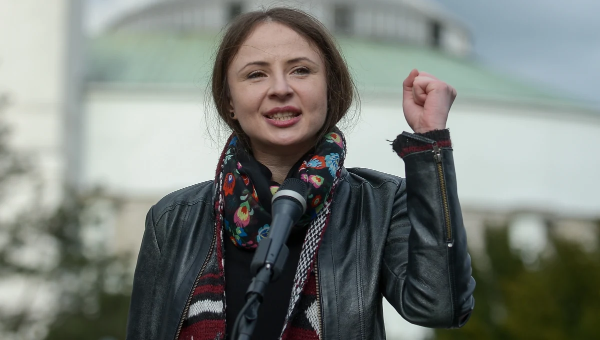 Złożymy w Sejmie projektu ustawy liberalizującej dostęp do aborcji. Ten projekt jest gotowy - zadeklarowała jedna z liderek bloku Lewicy Agnieszka Dziemianowicz-Bąk. Działaczki podkreślały, że są rozczarowane brakiem poparcia opozycji dla "Paktu dla Kobiet". 