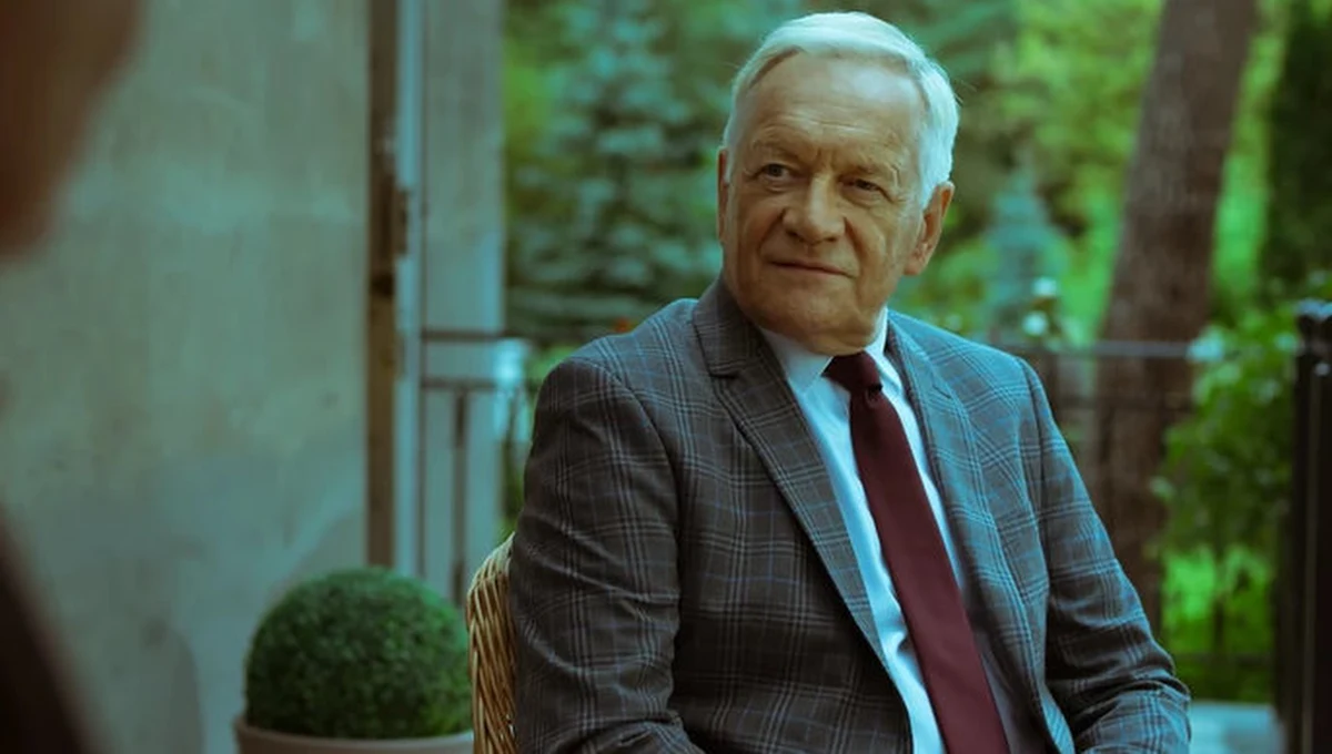 Film "Solid Gold" został wycofaniu z udziału w festiwalu filmowym w Gdyni przez producenta Akson Studio, w związku z tym, że nie został on jeszcze ukończony i odebrany przez TVP, która jest koproducentem - napisano w oświadczeniu TVP.