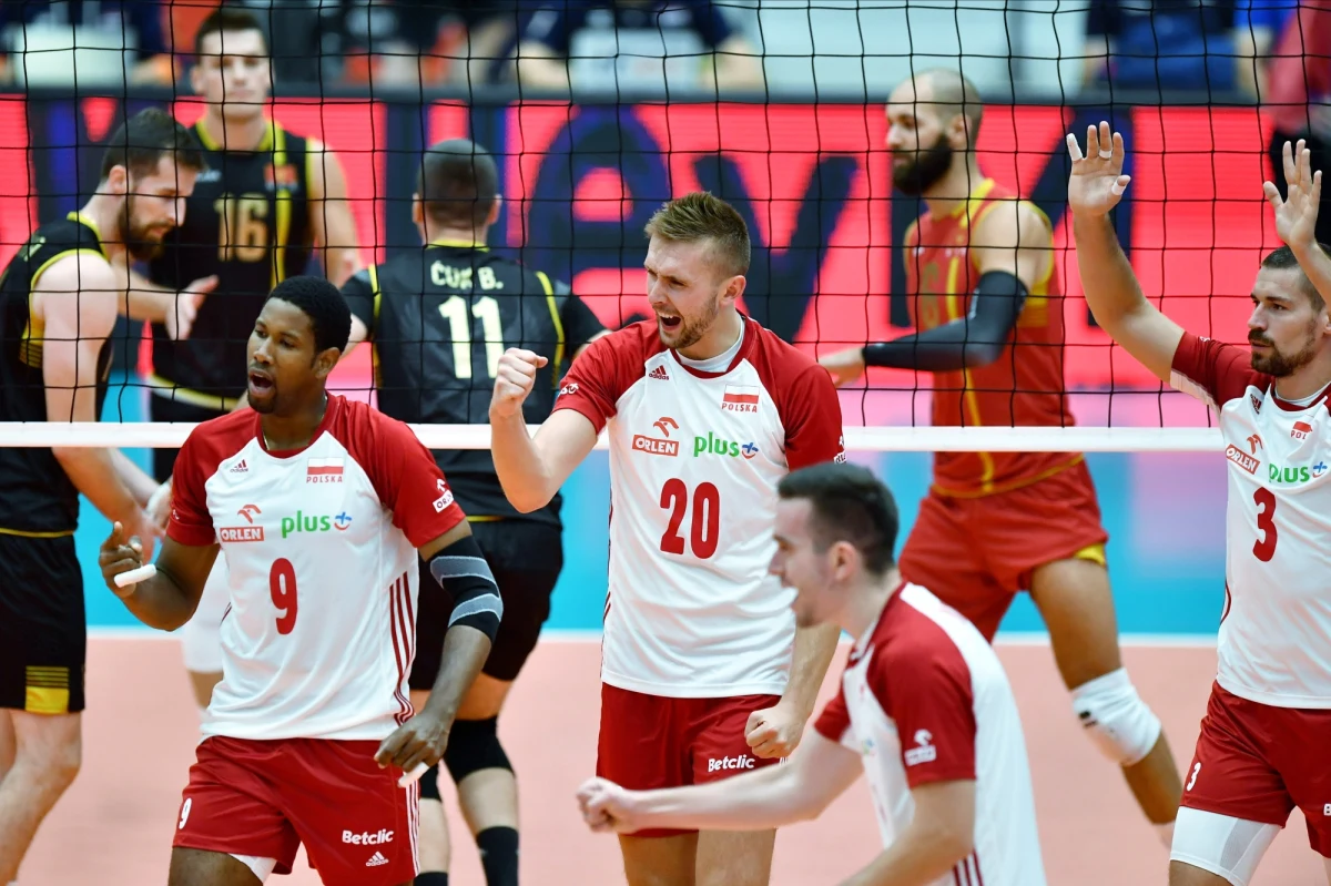 Polscy siatkarze meczem z Ukraińcami zakończą rywalizację w grupie D mistrzostw Europy. Biało-czerwoni niezależnie od wyniku tego spotkania awansują do 1/8 finału z pierwszego miejsca w tabeli.