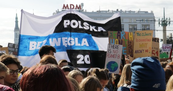 Protest Tysięcy Miast rozpoczął Globalny Tydzień Protestu poprzedzający szczyt klimatyczny ONZ.  W tysiącach miast na całym świecie, w tym ponad 60 w Polsce, ruszył dziś  młodzieżowy strajk klimatyczny.