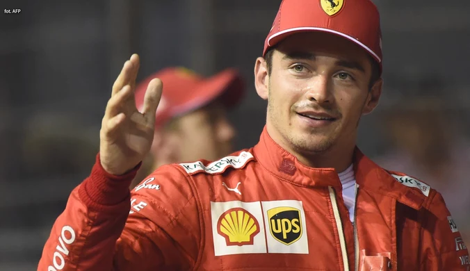 Charles Leclerc po zwycięstwie w kwalifikacjach do GP Singapuru (ELEVEN SPORTS). Wideo