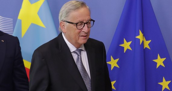 Przewodniczący Komisji Europejskiej Jean-Claude Juncker w opublikowanym w niedzielę wywiadzie z brytyjską telewizją Sky News wyraził przekonanie, że do brexitu dojdzie, oraz ponownie ostrzegł przed powrotem twardej granicy między Irlandią i Irlandią Północną.