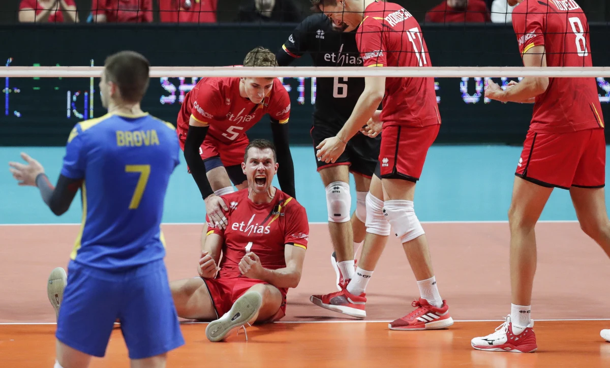 Reprezentacja Ukrainy zaskoczyła wszystkich – nawet swoich kibiców. Awans ukraińskich siatkarzy do ćwierćfinału jest jak na razie największą niespodzianką mistrzostw Europy siatkarzy. Grupowi rywale Polaków w 1/8 finału sensacyjnie pokonali w Antwerpii Belgię 3:2.