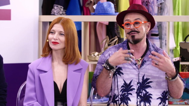 „Shopping Queens. Królowe zakupów” to program, w którym kobiety rywalizują w przygotowywaniu stylizacji. Najlepsza uczestniczka danego odcinka reality-show otrzymuje pieniądze na zakupy. O wygranej decyduje jury, w którego skład wchodzą osobowości ze świata mody, showbiznesu oraz influencerzy. W czwartej edycji programu będą to m.in.: Tomasz Jacyków, Jarosław Szado, Ada Fijał, Mailex i Joanna Osiecka. Bez zmian prowadzącą cykl będzie Joanna Horodyńska. Program „Shopping Queens. Królowe zakupów” oparty jest na tureckim formacie „Shopping Queens”. Dotąd zrealizowano go m.in. w Niemczech, Holandii, Bułgarii, Francji, Rosji, Rumunii oraz na Węgrzech. 