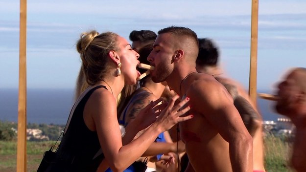 Najgorętsze reality show na świecie „Love Island Polska”! To niekwestionowany hit wśród programów randkowych. W Wielkiej Brytanii w tym roku emitowana jest już piąta edycja programu, która bije rekordy popularności. Polską odsłonę poprowadzi modelka i prezenterka telewizyjna - Karolina Gilon. 